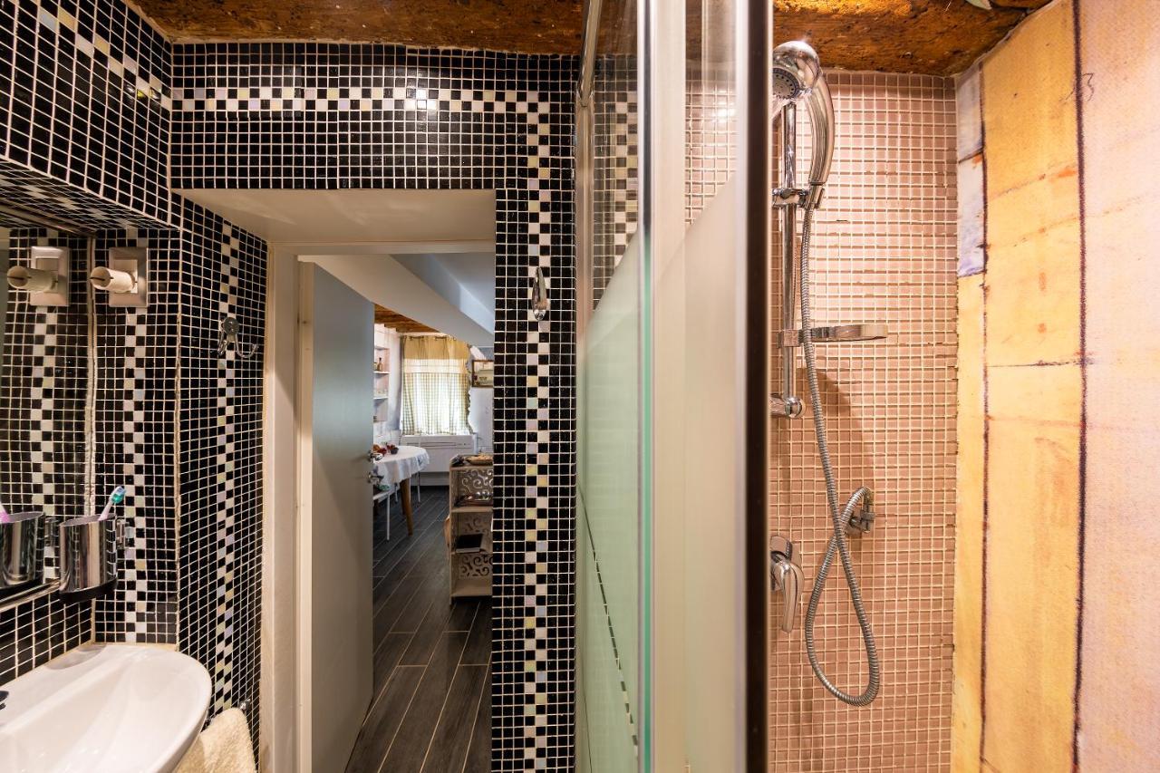 Ln Luxe Apartment Venice Canal View מראה חיצוני תמונה